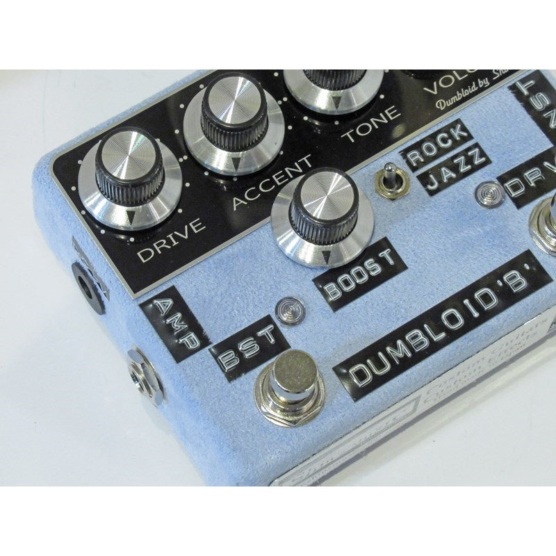 DUMBLOID_B_Boost_Special_SkyBlue_Suede_w_Black_Panel_02