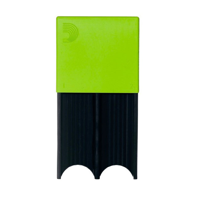 D'Addario_Woodwinds_Reed_Guards_for_Tenor_Saxophone，_Green，_Pack_of_4_01