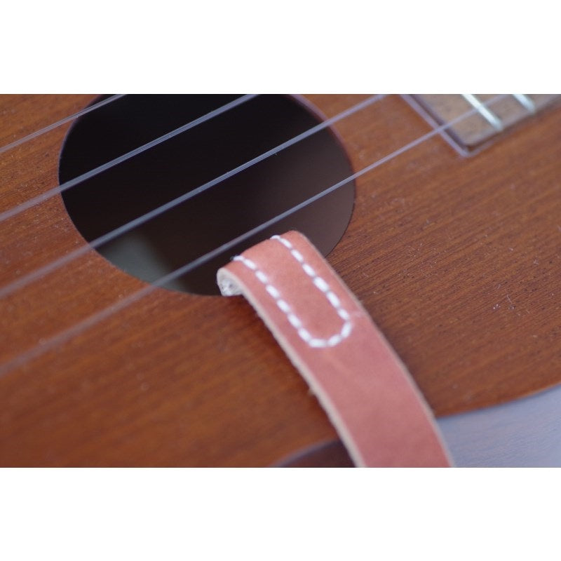 Daiking_Leather_Hook_Ukulele_Strap_Honu_&_Monstera_v2_04