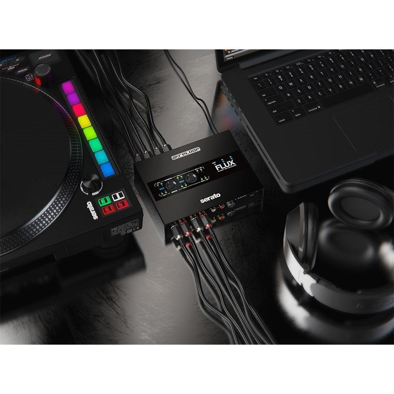 FLUX_[Free_Serato_DJ_Pro_compatible_audio_interface]_07