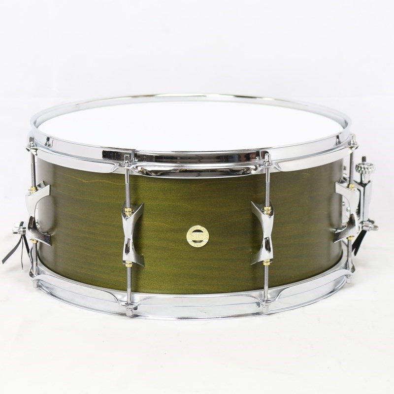 Flex-Tuned_Maple_Snare_Drum_14×6_5_-Matte_Olive_Lacquer_01