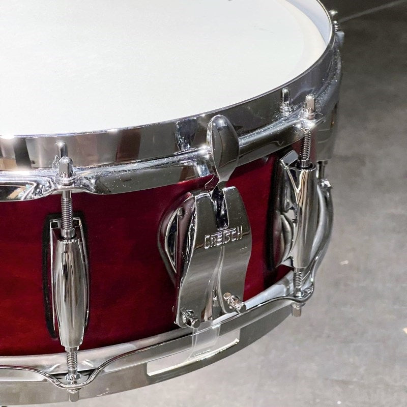 GBSL-0514S8CL_CRO_[Brooklyn_Snare_Drum_14×5_-_Satin_Cherry_Red]_02