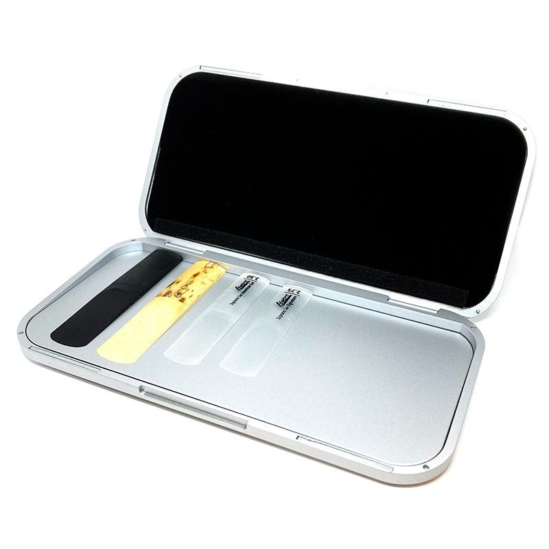 Galax_Aluminum_Slim_Compact_Case_for_Alto_Saxophone，_Silver，_Holds_8_Reeds_[GC-AS]_03
