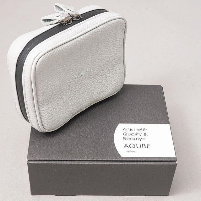 [Genuine_Japanese_Leather_Pouch_for_Guitar_and_Bass_Accessories]_Leather_Utility_Pouch___Square・GRAY_01