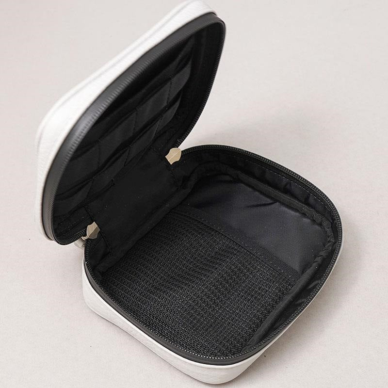 [Genuine_Japanese_Leather_Pouch_for_Guitar_and_Bass_Accessories]_Leather_Utility_Pouch___Square・GRAY_04