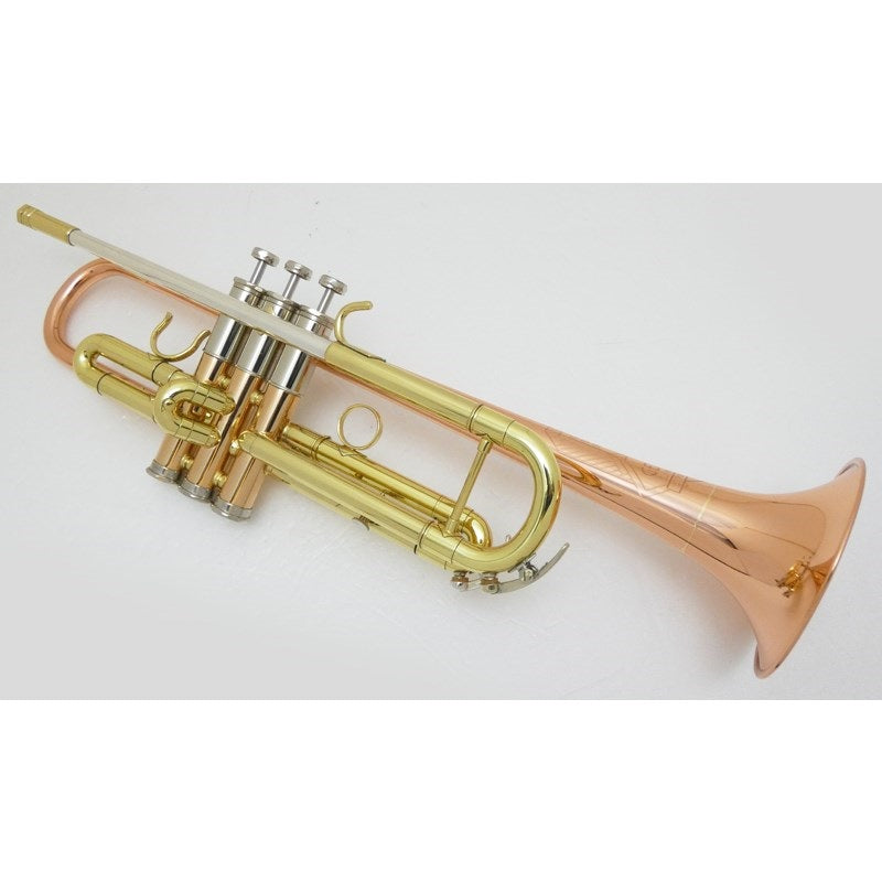 Getzen_900DLX_Eterna_Deluxe_Bb_Trumpet_(Pre-tuned_for_peace_of_mind)_02
