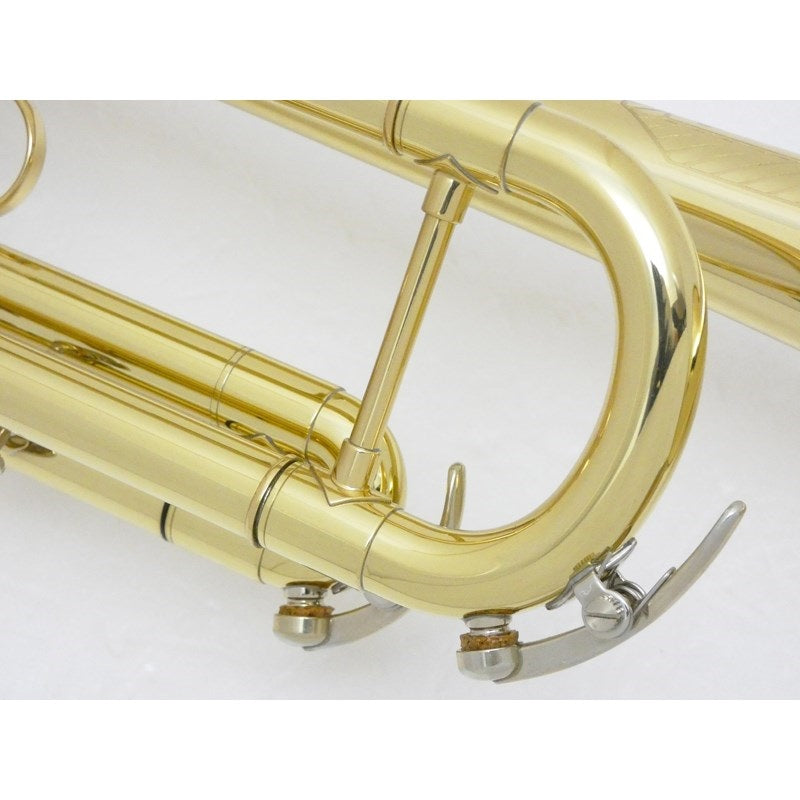 Getzen_907DLX_Eterna_Deluxe_Bb_Trumpet_(Pre-tuned_for_peace_of_mind)_05