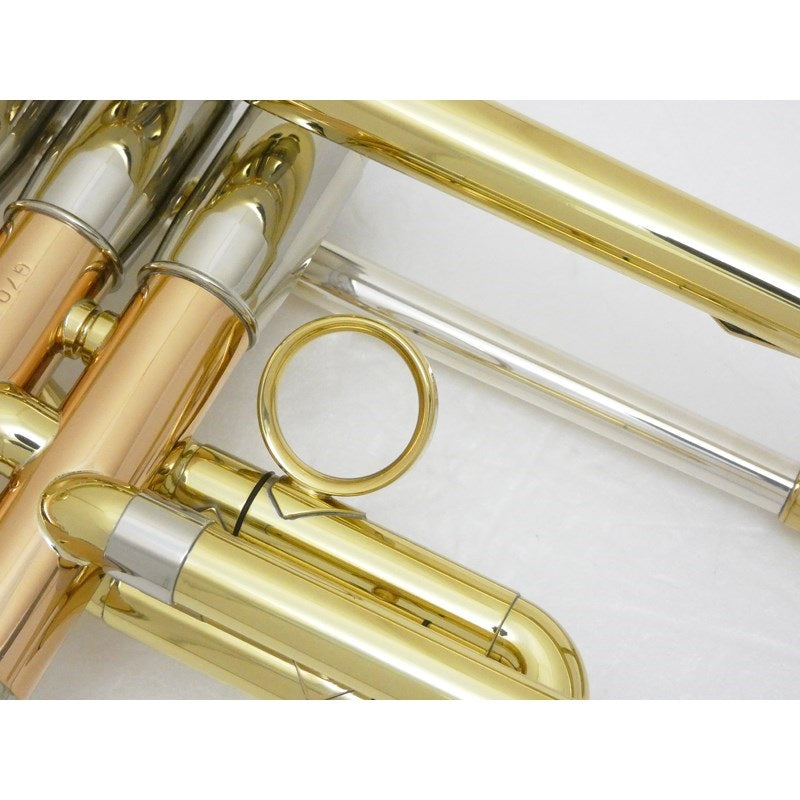 Getzen_907DLX_Eterna_Deluxe_Bb_Trumpet_(Pre-tuned_for_peace_of_mind)_06