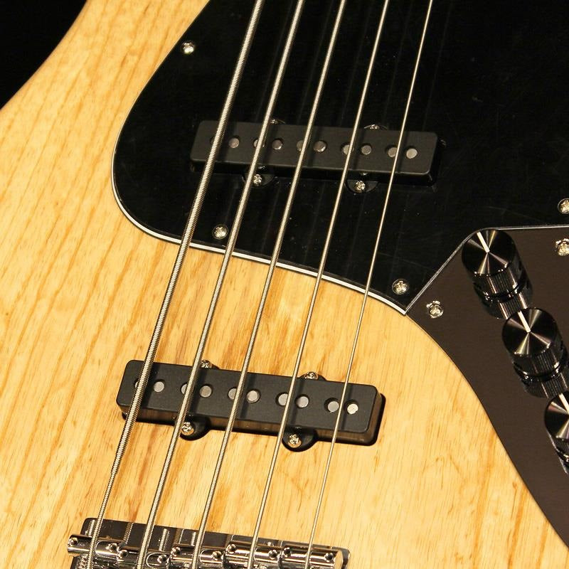 Hermes_Series_M70-5_(Natural)_03