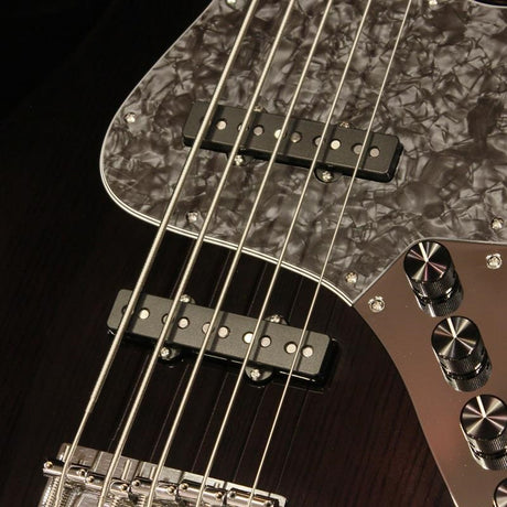 Hermes_Series_MV5_(Trans_Black)_03