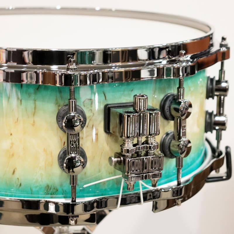 [Ikebe_Musical_Instrument_50th_Anniversary_Model]_SQ2_System_Snare_Drum_-_Maple_Vintage_14x6_-_Blue_Burst_on_Scandinavian_Birch_05