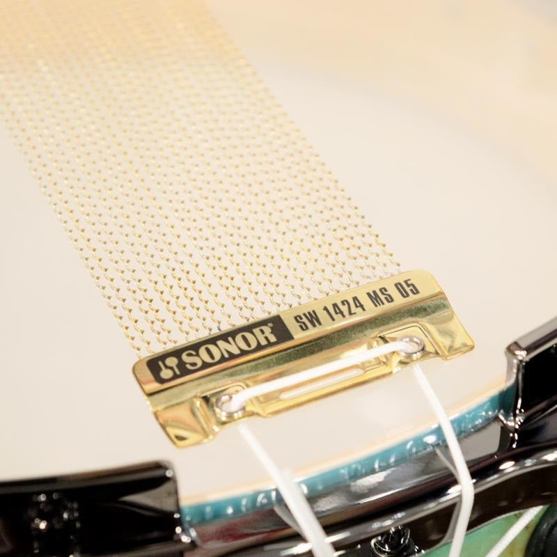 [Ikebe_Musical_Instrument_50th_Anniversary_Model]_SQ2_System_Snare_Drum_-_Maple_Vintage_14x6_-_Blue_Burst_on_Scandinavian_Birch_08