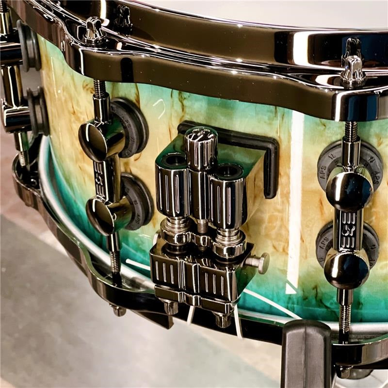 [Ikebe_Musical_Instrument_50th_Anniversary_Model]_SQ2_System_Snare_Drum_-_Maple_Vintage_14x6_-_Blue_Burst_on_Scandinavian_Birch_[No__22772]_03
