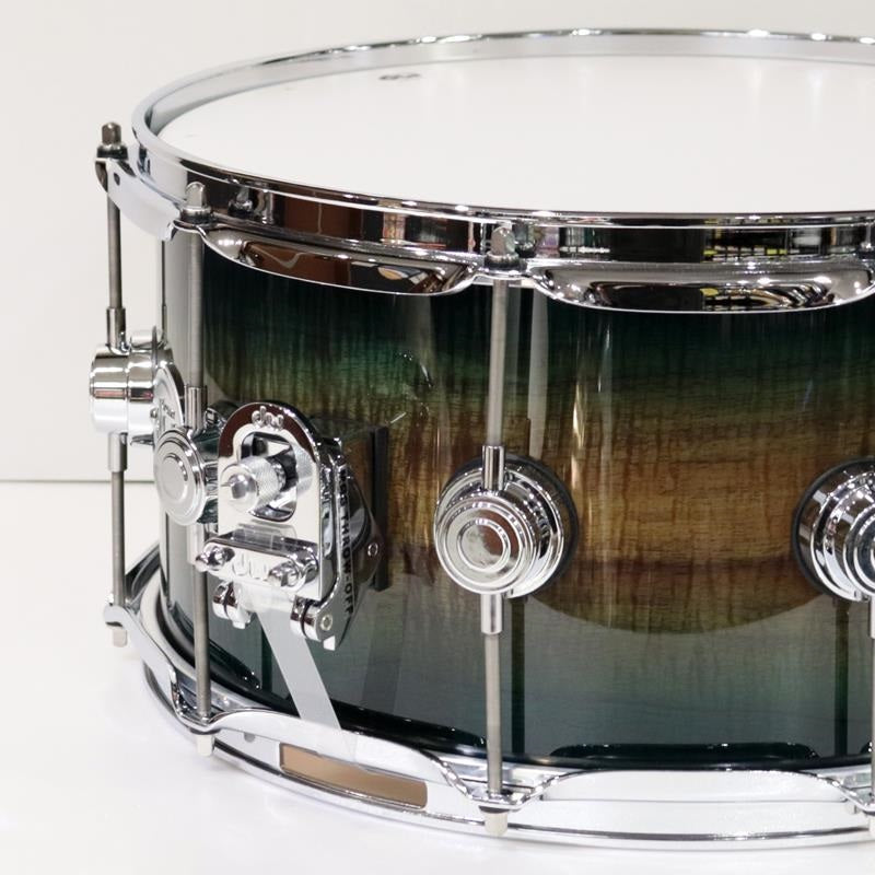 [Ikebe_Musical_Instrument_Store_50th_Anniversary_Model]_DRX60714SSC533_[Collector's_Pure_Maple_Old_Style_VLT_Shell_14x7___Lacquer_Specialty_Natural_To_Regal_Blue_Burst_Over_Koa]_03