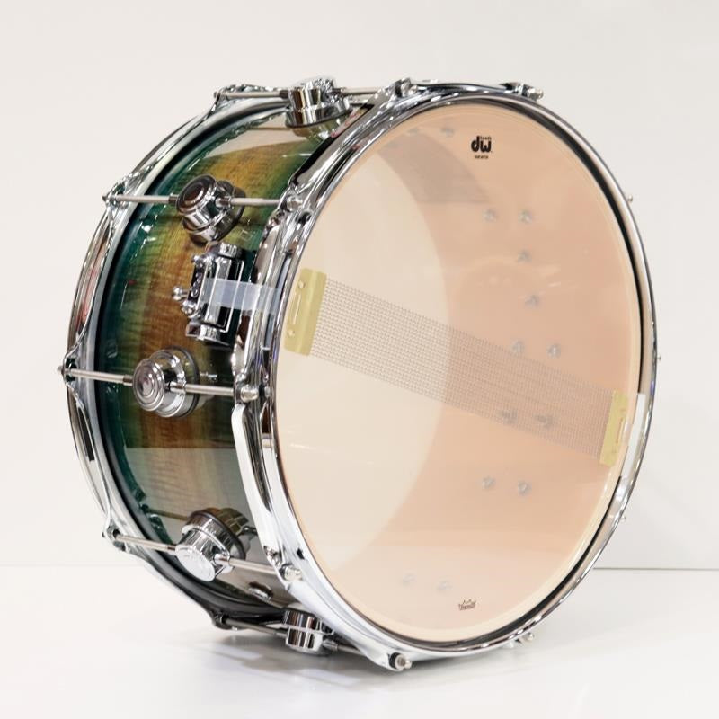 [Ikebe_Musical_Instrument_Store_50th_Anniversary_Model]_DRX60714SSC533_[Collector's_Pure_Maple_Old_Style_VLT_Shell_14x7___Lacquer_Specialty_Natural_To_Regal_Blue_Burst_Over_Koa]_07