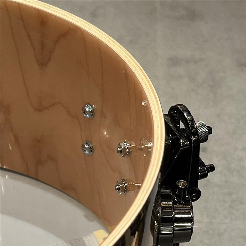 [Ikebe_Musical_Instrument_Store_50th_Anniversary_Special_Model]_DR366514SSN-DC3_[Collector's_Pure_Maple_''333''_Shell_14x6_5___Quick_Candy_Black_Burst_over_Italian_Sycamore_Exotic_Veneer_-_Ziricote_Inlay_with_Gold_Leaf_Pinstripes]_05