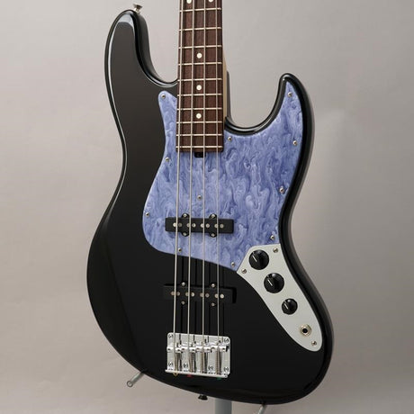 JB_(Alder_BLK_R)_w_Tokyo_Acryl_Pickguard_01