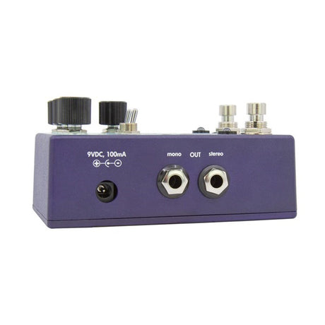 Julianna_Deluxe_Chorus_Vibrato_WAL-JULIANNA_(Walrus_Audio)_Chorus_Vibrato_02