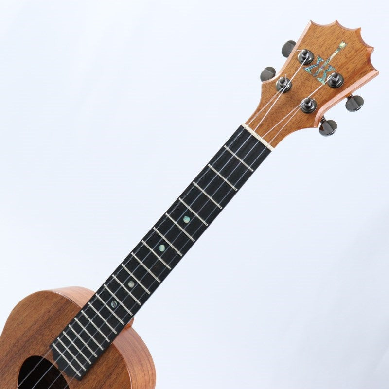 KTM-10_Tenor_Pikake_[Made_in_Hawaii]_Koaloha_05