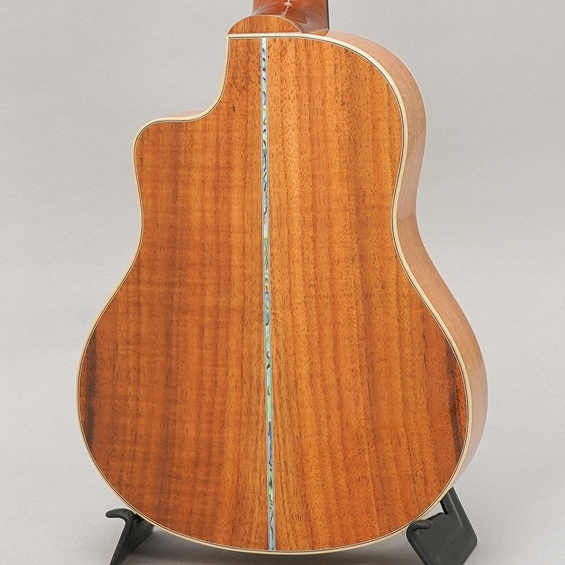 KX-TRCG_KX_Koa_Tenor_Cutaway_Big_Island_04