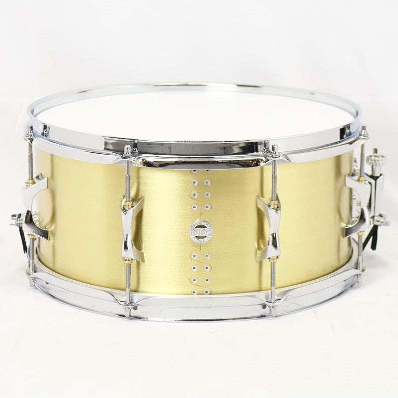 Kalamazoo_Brushed_&_Lacquered_Brass_Limited_Edition_14_x_6_5_[Limited_Edition]_01