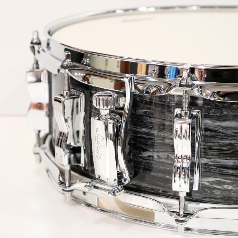 LS401XX1Q_[Classic_Maple_14''×5''_Snare_Drum_-_Vintage_Black_Oyster]_03