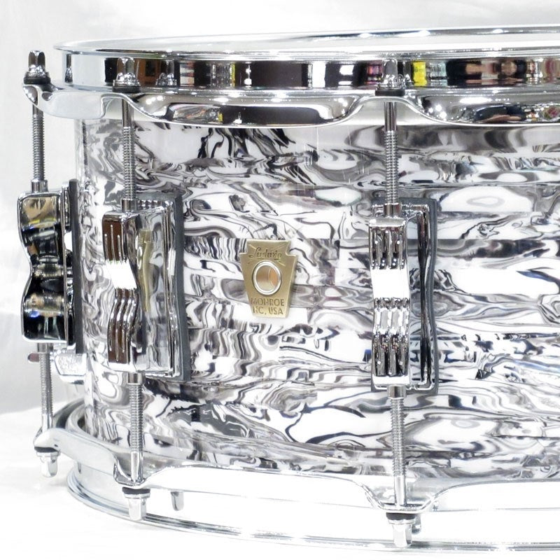 LS403XXWA_[Classic_Maple_14x6_5_Snare_Drum_-_White_Abalone_Limited_Edition]_[2024_Limited_Edition_Color___Limited_to_85_Units_Worldwide]_[In-Store_Display_Special_Price]_02