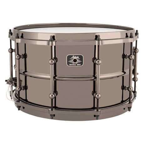 LU0814_[Universal_Black-to-Black_Brass_14×8]_01