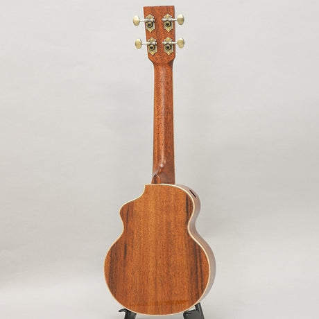 Le_mini_Koa_(Soprano_Longneck_Ukulele)_El_Lucia_02