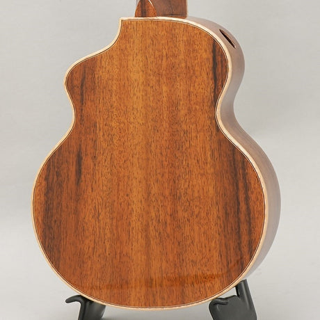 Le_mini_Koa_(Soprano_Longneck_Ukulele)_El_Lucia_04