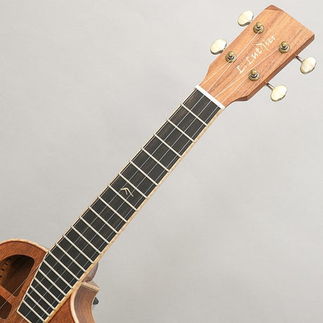 Le_mini_Koa_(Soprano_Longneck_Ukulele)_El_Lucia_10