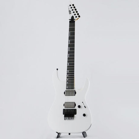 M-II_DX_(Snow_White_Satin)_[SN_E2731252]_02