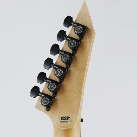 M-II_DX_(Snow_White_Satin)_[SN_E2731252]_09