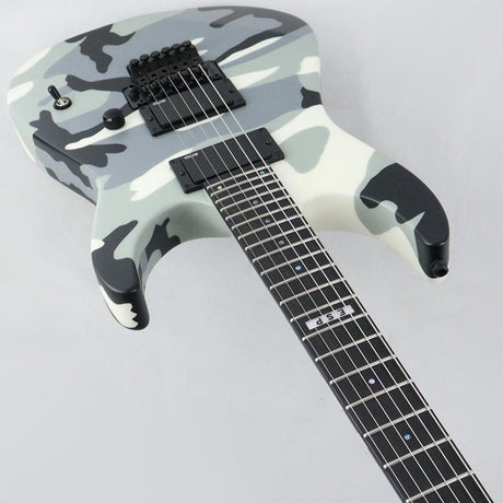 M-II_NECK_THRU_(Urban_Camo)_[SN_ES7080253]_05