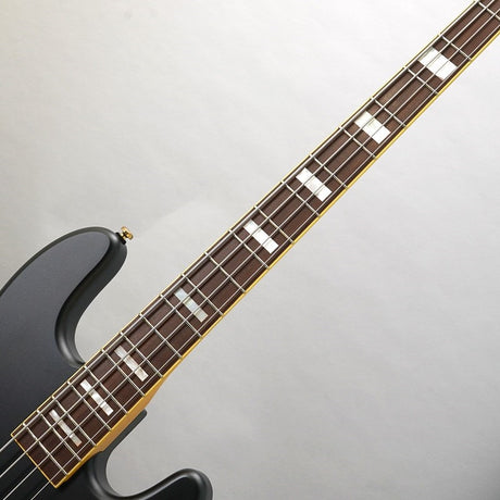 MB_JP_4_MODERN_BLACK_GD_RW_[Special_Price]_05