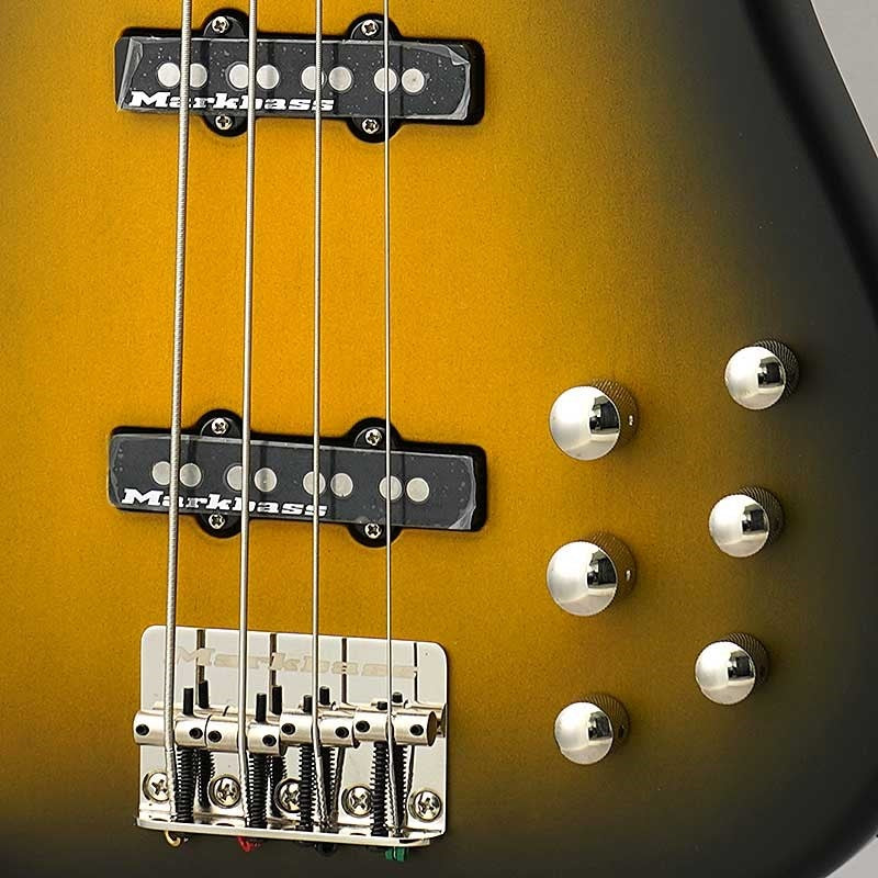 MB_JP_4_SUNBURST_YELLOW_CR_RW_09