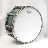 MMGC1465S_N_#T6_[Masters_Maple_Gum_14__x_5__Snare_Drum_-_Scuba_Blue_Over_Black_Limba_with_Nickel_Hardware]_[Pearl_Factory_Tour_2024_Order]_06