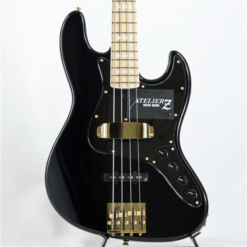 M#245_Custom_(BLK__w_Gold_Parts)_01