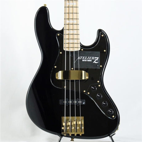 M#245_Custom_(BLK__w_Gold_Parts)_01