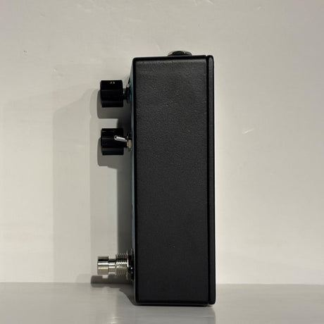 [Manufacturer_Outlet]_EMISSARY_Booster_[Box_worn，_scratches_on_back]_03