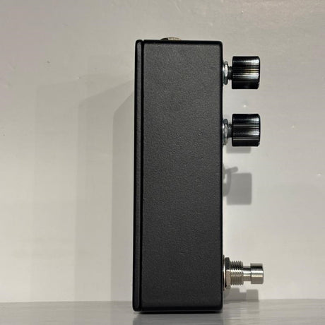 [Manufacturer_Outlet]_EMISSARY_Booster_[Box_worn，_scratches_on_back]_04