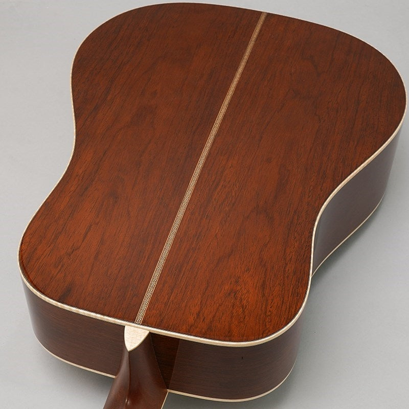 Martin_CTM_D-28_Authentic_1937_Style_Flame_Maple_Binding___Ambertone_1933_-Factory_Tour_2024_Pre-Built_Custom-_06