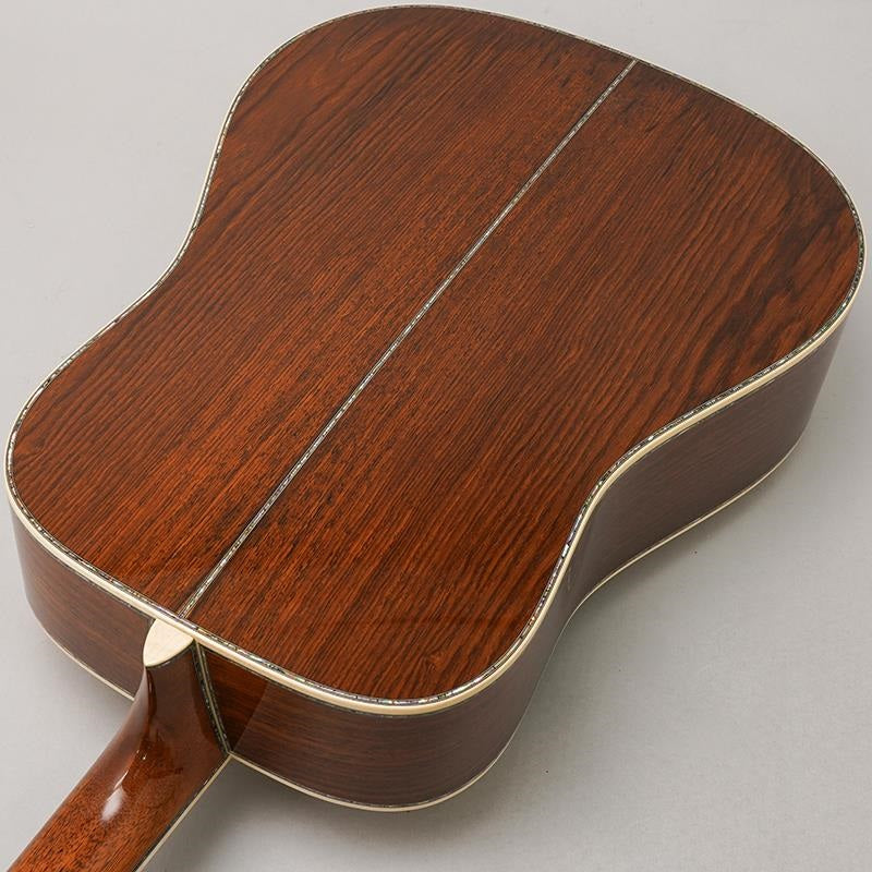 Martin_CTM_D-45_Deluxe_Tree_of_Life_[Ikebe_Musical_Instrument_Store_50th_Anniversary_Limited_Edition_Model]_06