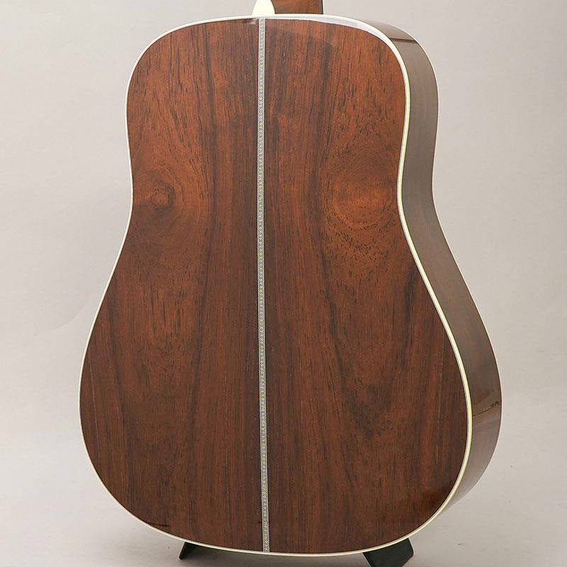 Martin_CTM_HD-28_Authentic_1941_Feature_Premium_Adironcak_Spruce___Premium_Madagascar_Rosewood_-Factory_Wood_Selection_Custom_Model-_02