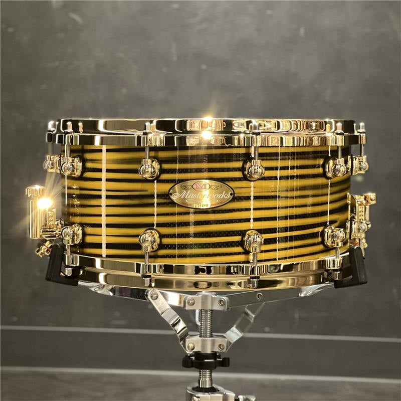 Masterworks_Snare_Drum_14x6_5_-_Gold_Swirl_on_Black_Carbon_[Ikebe_Musical_Instruments_50th_Anniversary_Model]_01