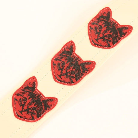 Meow_Meow_Meow_White_Red_02