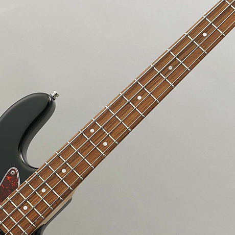 MetroLine_21-Fret_Vintage_J_J_Bass_Alder_4st_(BLK)_07