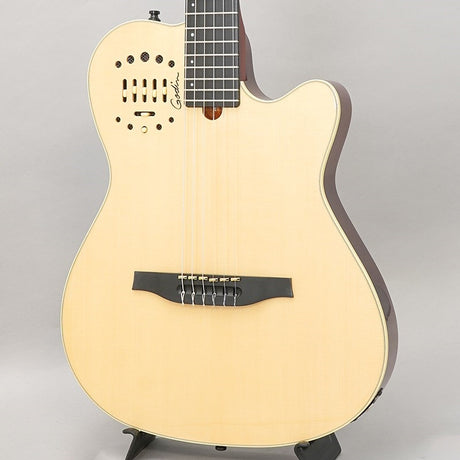 Multiac_Nylon_Deluxe_Godin_01
