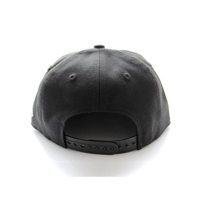 NEW_ERA_9FIFTY_Youth_(for_kids)_[White_x_Black]_[with_adjustable_pull_belt]_03