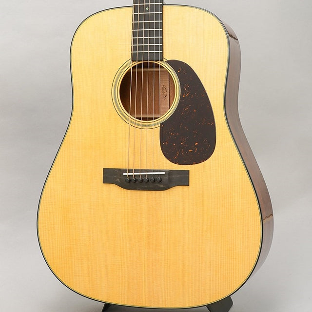 [New_Specifications]_D-18_STANDARD_Martin_Martin_01